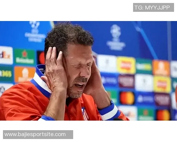 酋长球场热水故障回顾马竞训练中断十分钟后恢复正常