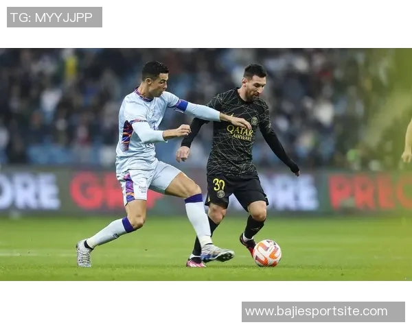 C罗职业生涯红牌统计揭秘肘击踢人假摔三大罪状分析