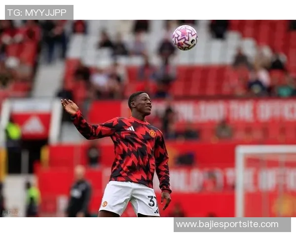 切尔西拜仁争夺梅努12队关注球员更倾向加盟那不勒斯