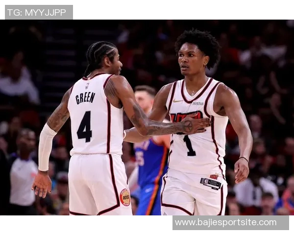 巴特勒首节表现抢眼三投全中贡献八分四助攻正负值高达十七